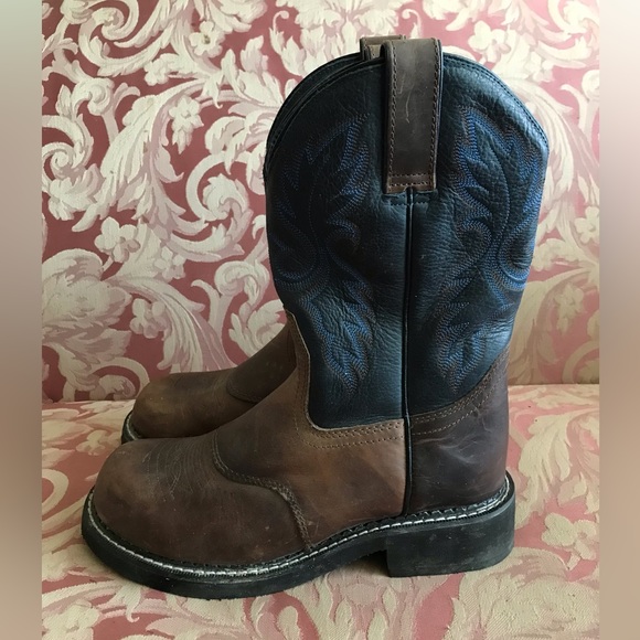 Cowboy Boots - Picture 2 of 6